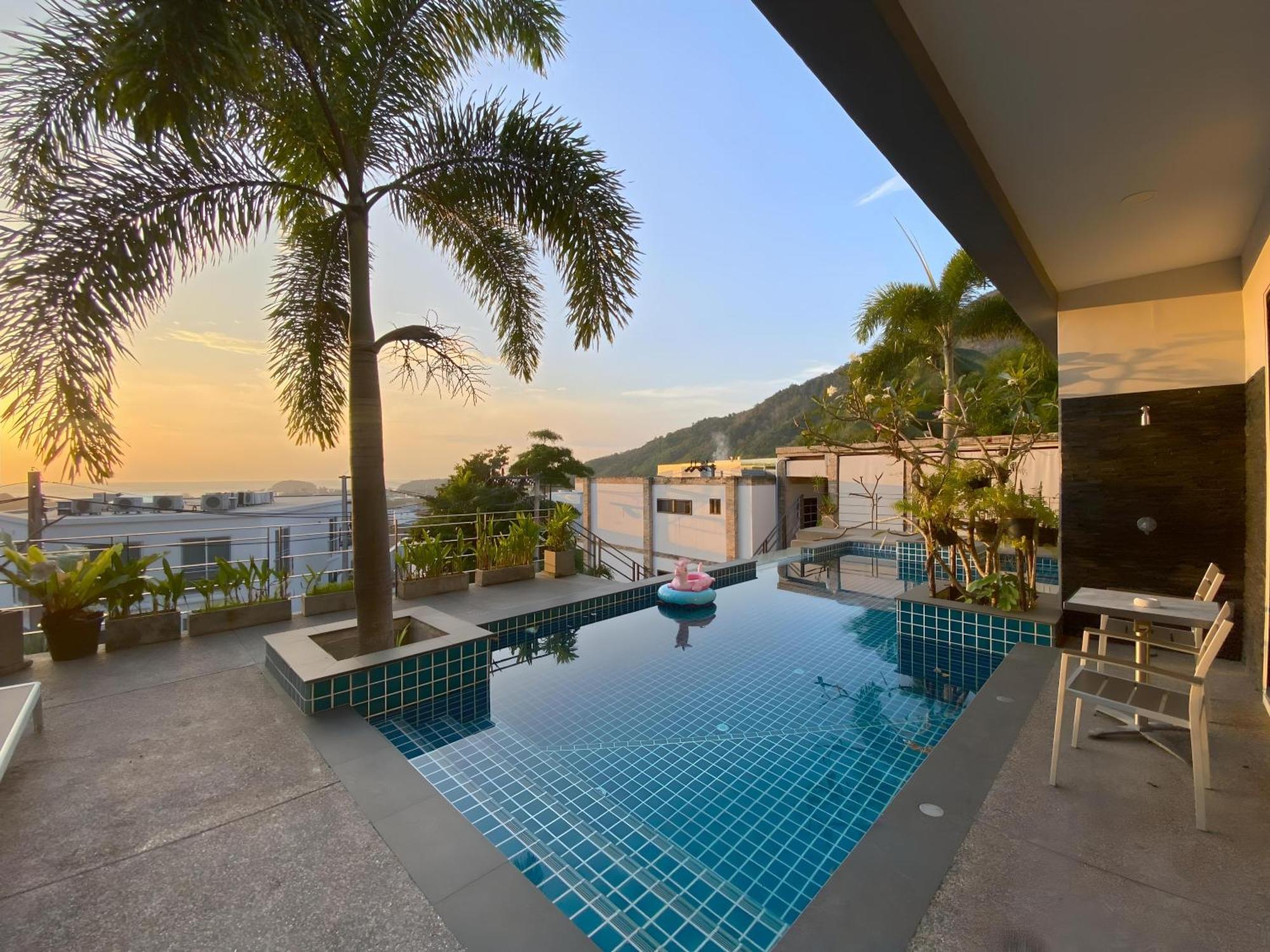 Twin Villas Seaview Kata Exterior photo