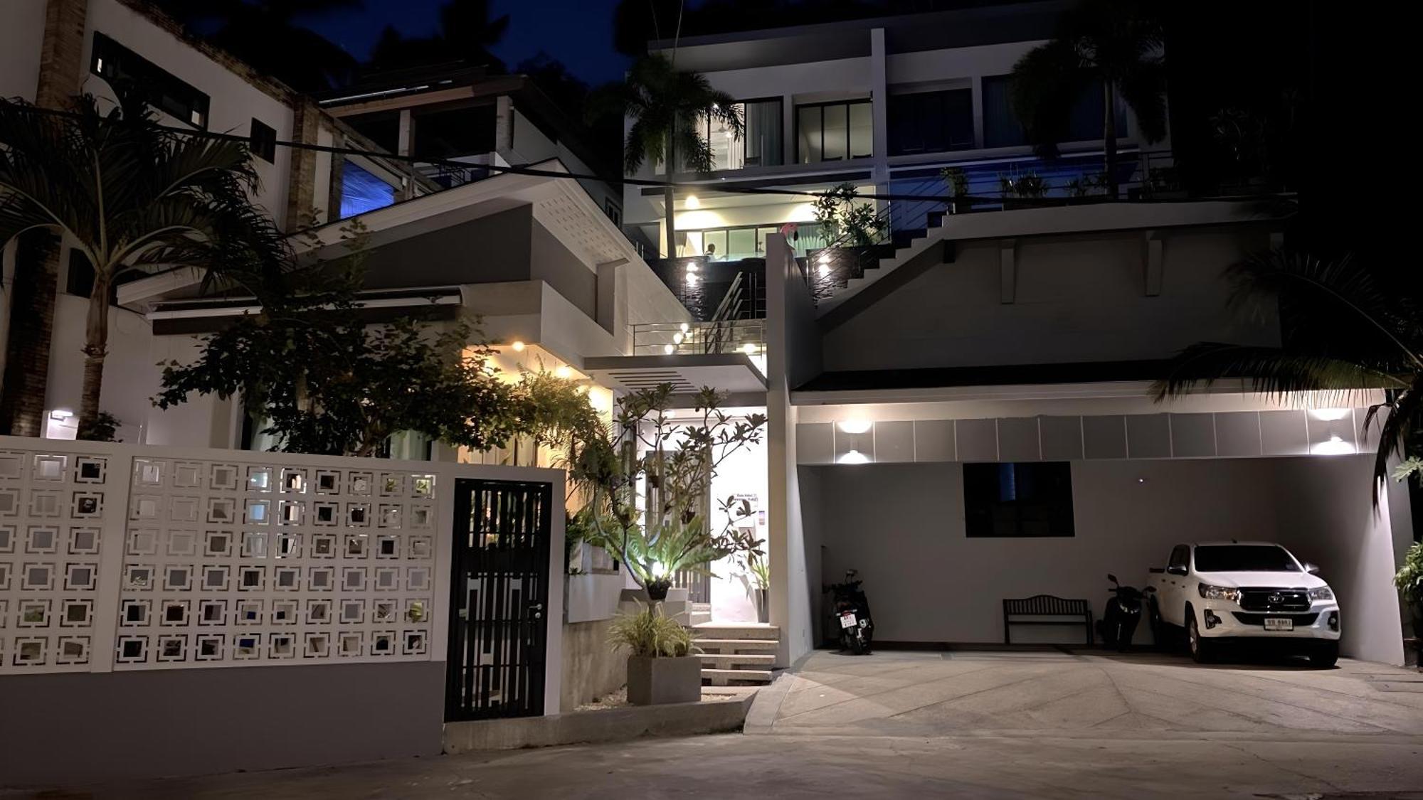 Twin Villas Seaview Kata Exterior photo
