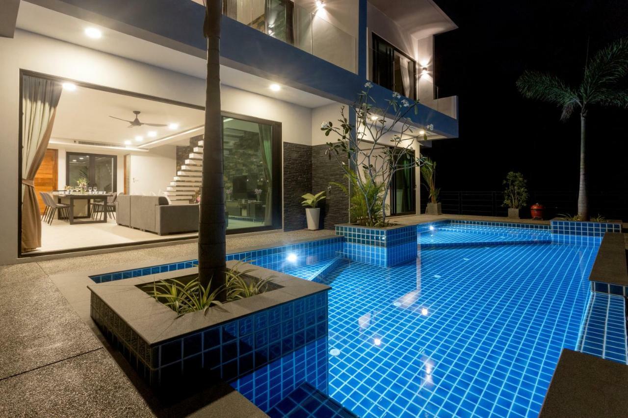 Twin Villas Seaview Kata Exterior photo